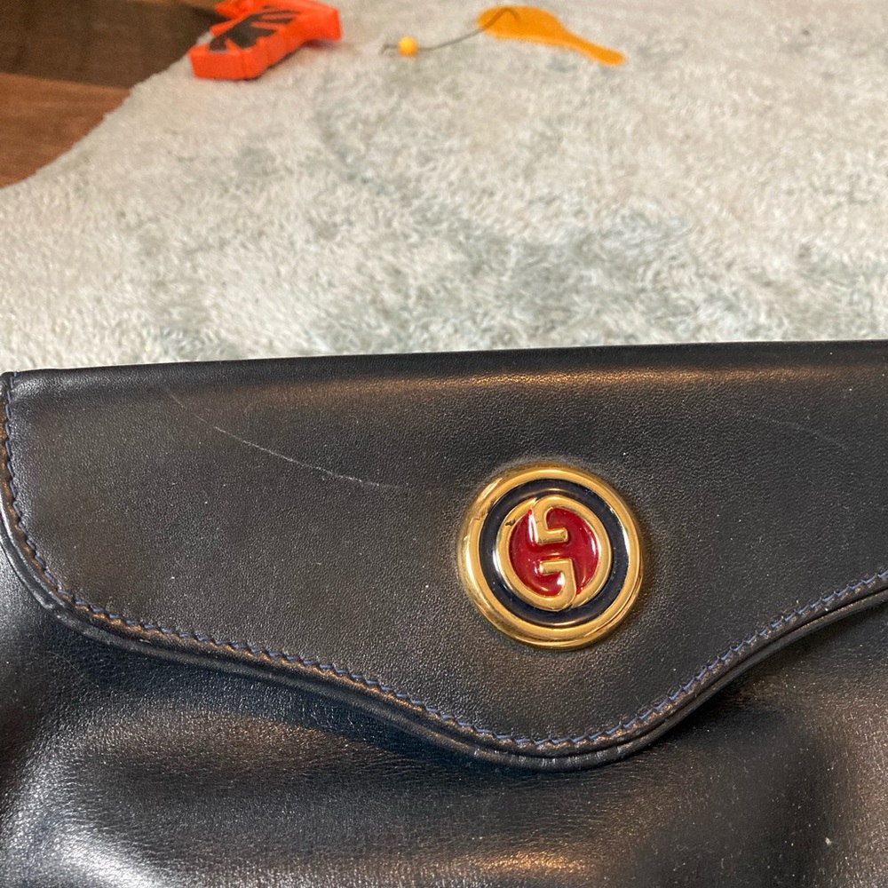 Vintage Gucci Navy Leather Clutch with Gold Emblem - Picture 2 of 7
